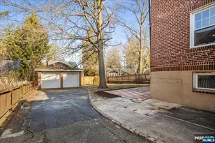 33 Robertson Rd, West Orange Township, NJ 07052 - Photo 40