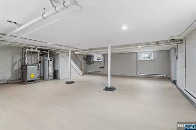 33 Robertson Road, West Orange Township, NJ 07052 - Photo 34