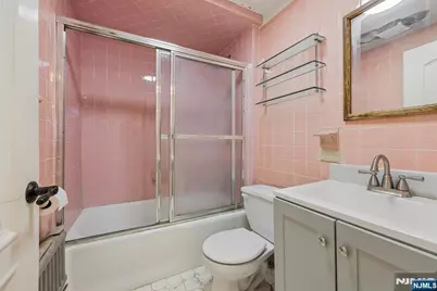 55 Roosevelt Avenue, West Orange Township, NJ 07052 - Photo 24