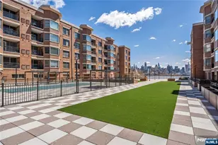 22 Ave At Port Imperial 403, West New York, NJ 07093 - Photo 28