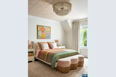 211 Vaccaro Drive, Cresskill, NJ 07626 - Photo 38