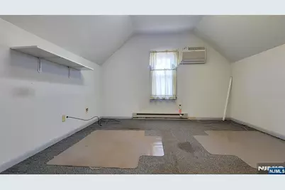 77 Pavonia Avenue, Kearny, NJ 07032 - Photo 16
