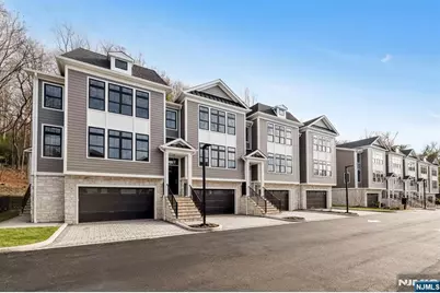 188 Broadway 8 #8, Woodcliff Lake, NJ 07677 - Photo 34