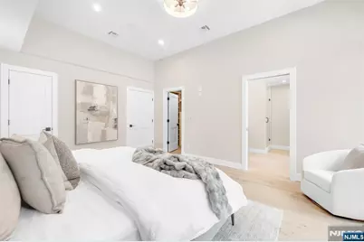 188 Broadway 8 #8, Woodcliff Lake, NJ 07677 - Photo 16