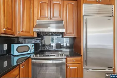 20 Ave At Port Imperial 310 #310, West New York, NJ 07093 - Photo 4