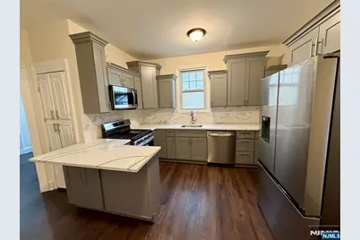 101 Brook Avenue, Englewood, NJ 07631 - Photo 18