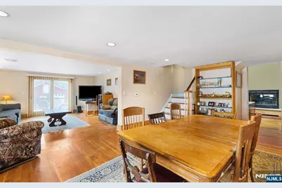 79 Fairfield Avenue, West Caldwell, NJ 07006 - Photo 4