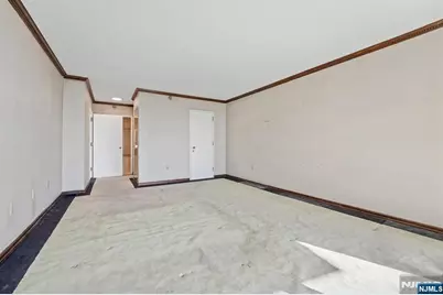 1512 Palisade Avenue 16L #16L, Fort Lee, NJ 07024 - Photo 10
