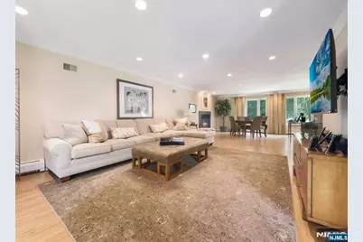 5 Bourbon Street, Wayne, NJ 07470 - Photo 10