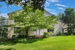 5 Bourbon St, Wayne, NJ 07470 - Photo 2