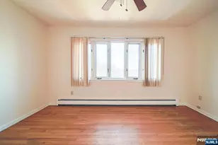 432 Oak St, Ridgefield, NJ 07657 - Photo 22