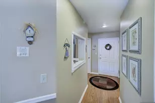 101 Quartz Ln, Paterson, NJ 07501 - Photo 8