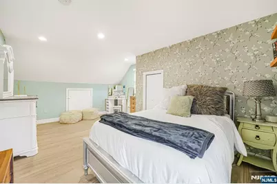 46 Barbara Drive, Pompton Lakes, NJ 07442 - Photo 20