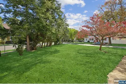 26 Lafayette Avenue, East Orange, NJ 07017 - Photo 32