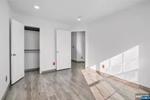 11 Bayside Dr, Bayonne, NJ 07002 - Photo 18