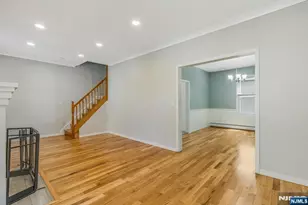 24 Sunderland Ave, Rutherford, NJ 07070 - Photo 8