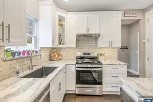 7 Winding Ridge Rd, Jefferson Township, NJ 07849 - Photo 16