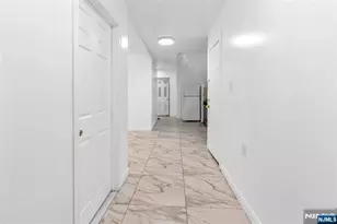 25 Oak St, Paterson, NJ 07501 - Photo 18