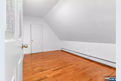 25 Oak Street, Paterson, NJ 07501 - Photo 12