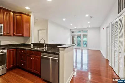 7400 River Road 317 #317, North Bergen, NJ 07047 - Photo 2