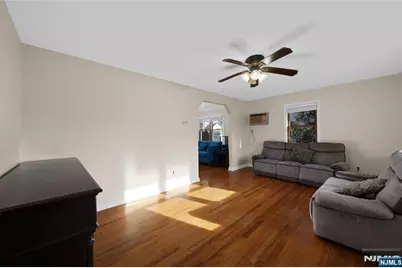 112 Dawson Avenue, Clifton, NJ 07012 - Photo 4
