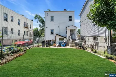 122 Harper Avenue, Irvington, NJ 07111 - Photo 14