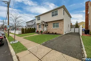 93 Richmond St, Lodi, NJ 07644 - Photo 2