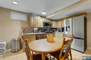 93 Richmond St, Lodi, NJ 07644 - Photo 36