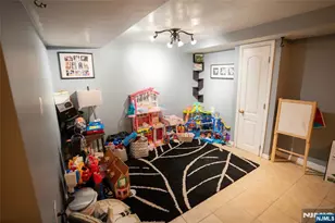 22 Greendale Ave, Pequannock Township, NJ 07444 - Photo 20