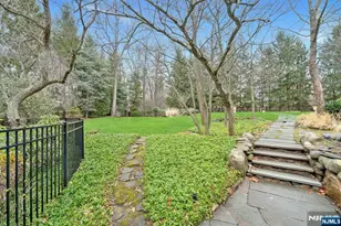 125 Jackson Dr, Cresskill, NJ 07626 - Photo 36