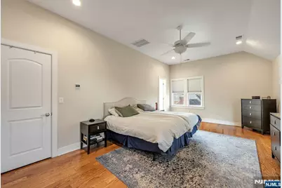 681 Palisade Avenue, Teaneck Township, NJ 07666 - Photo 20