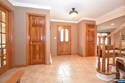 237 Glenwood Drive, North Haledon, NJ 07508 - Photo 10
