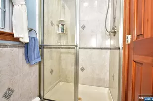 237 Glenwood Dr, North Haledon, NJ 07508 - Photo 22