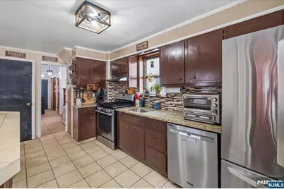 221 4th Street, Ridgefield Park, NJ 07660 - Photo 12