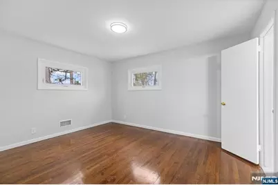 229 Standish Road, Paramus, NJ 07652 - Photo 18