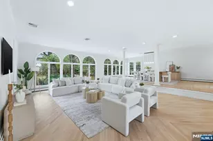 921 Franklin Lake Rd, Franklin Lakes, NJ 07417 - Photo 6