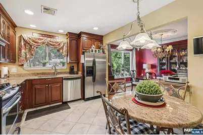 32 Augusta Drive, Wayne, NJ 07470 - Photo 24