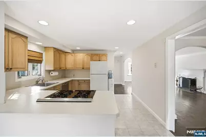 34 W Lawn Road, Livingston, NJ 07039 - Photo 12