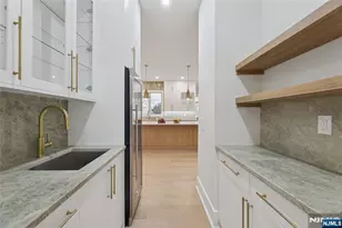 311 Farview Ave, Paramus, NJ 07652 - Photo 16