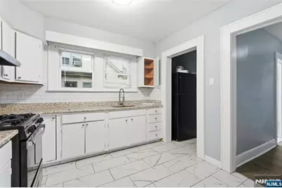 28-30 Monticello Avenue, Newark, NJ 07106 - Photo 4