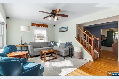 127 Tuella Avenue, Elmwood Park, NJ 07407 - Photo 4