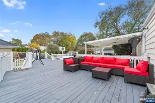 111 10th St, Linden, NJ 07036 - Photo 28