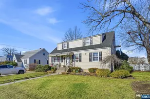 111 10th St, Linden, NJ 07036 - Photo 34