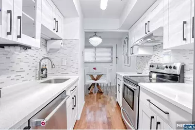 1110 River Road 105 #105, Edgewater, NJ 07020 - Photo 8