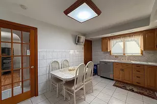 521 Weart Ave, Lyndhurst Township, NJ 07071 - Photo 8