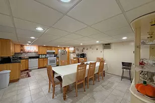 521 Weart Ave, Lyndhurst Township, NJ 07071 - Photo 20