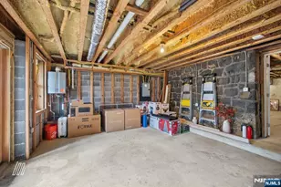 331 Undercliff Ave, Edgewater, NJ 07020 - Photo 38