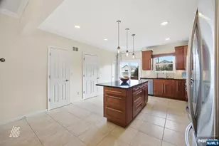 331 Undercliff Ave, Edgewater, NJ 07020 - Photo 14