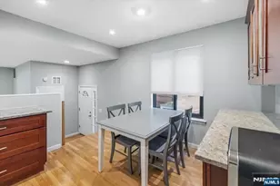 117 Sunset Key 117, Secaucus, NJ 07094 - Photo 8