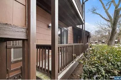 117 Sunset Key 117 #117, Secaucus, NJ 07094 - Photo 18